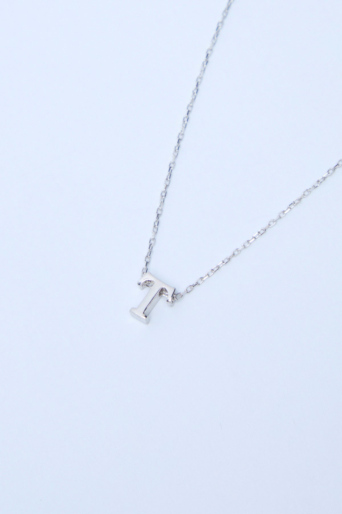 Art 925 Sterling Silver Curvy Minimal Letter Necklace