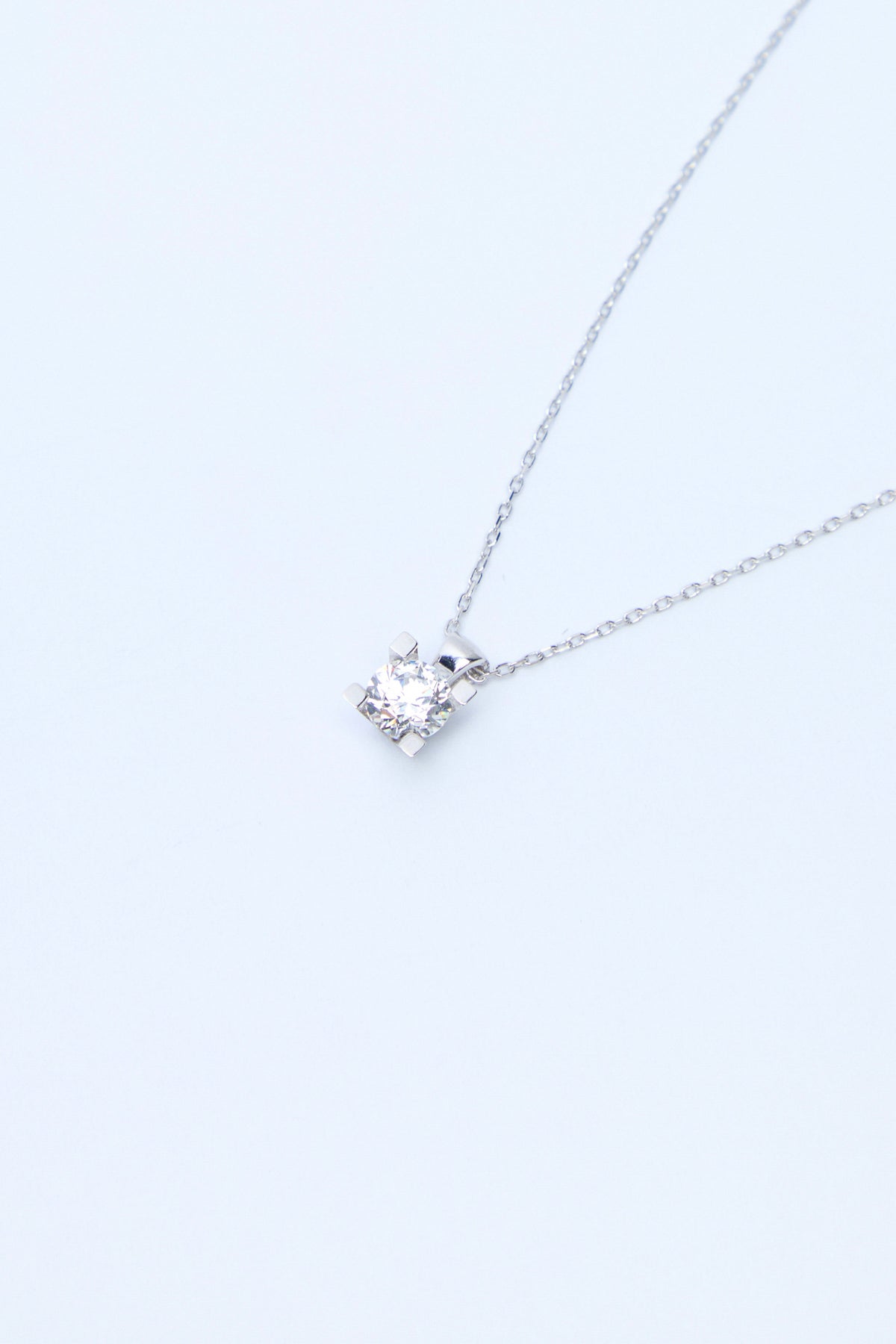 Fiyu 925 Sterling Silver Swarovski Necklace