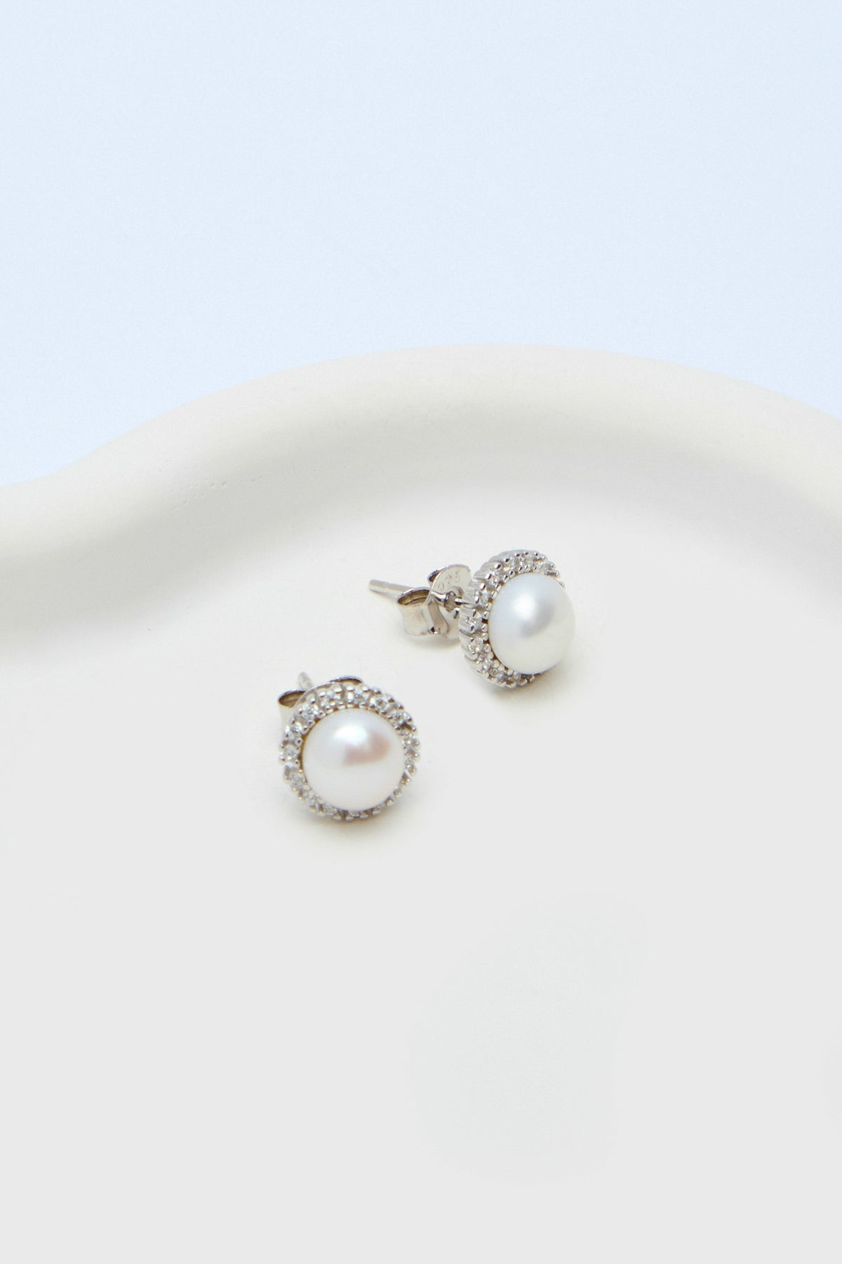 Olya 925 Sterling Silver Zirconium Pearl Earrings